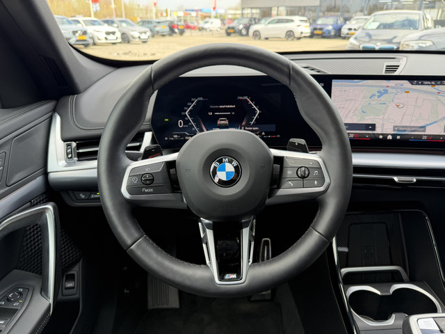 Foto 2 van BMW X1 sDrive20i M Sport Premium Pakket Panoramadak Trekhaak Achteruitrijcamera Stoelverwarming Keyl