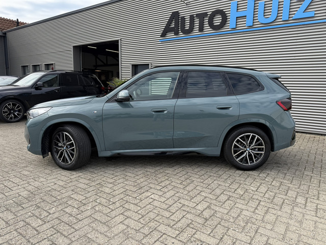 Foto 4 van BMW X1 xDrive23i M Sport Panoramadak Trekhaak Head-Up Display Leder ACC Stoelverwarming Harman-Kardo