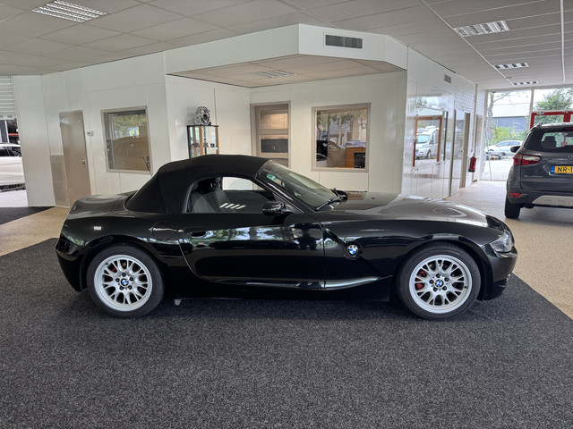 Foto 7 van BMW Z4 Roadster 2.2i heerlijke zes cilinder voor nog jaren rijplezier
