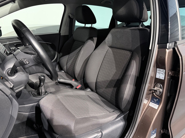 Foto 8 van Volkswagen Polo 1.2 TSI BlueMotion Edition+ /Clima/Cruise/BOTS/Stoelverwarming/LMV