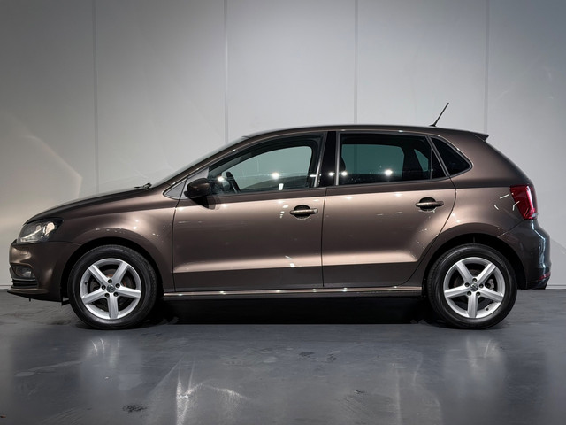 Foto 6 van Volkswagen Polo 1.2 TSI BlueMotion Edition+ /Clima/Cruise/BOTS/Stoelverwarming/LMV
