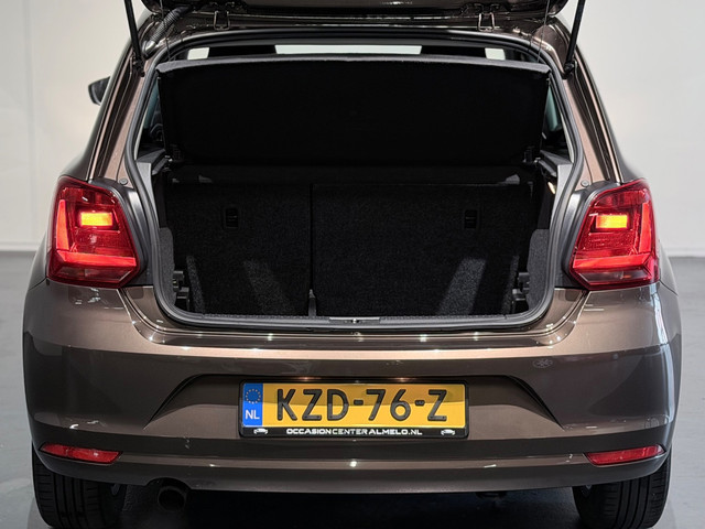 Foto 3 van Volkswagen Polo 1.2 TSI BlueMotion Edition+ /Clima/Cruise/BOTS/Stoelverwarming/LMV