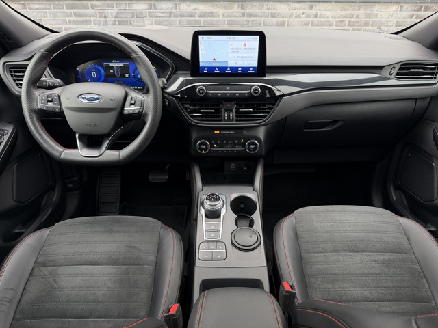 Foto 4 van Ford Kuga 2.5 PHEV ST-Line X | Panoramadak | Elek. trekhaak | Carplay | BLIS | B&O