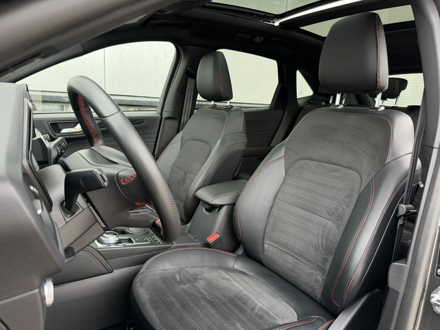 Foto 5 van Ford Kuga 2.5 PHEV ST-Line X | Panoramadak | Elek. trekhaak | Carplay | BLIS | B&O