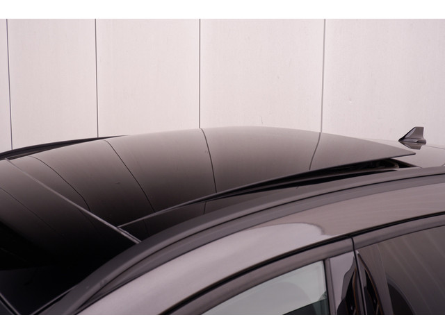 Foto 9 van Ford Kuga 2.5 PHEV ST-Line X | Panoramadak | Elek. trekhaak | Carplay | BLIS | B&O