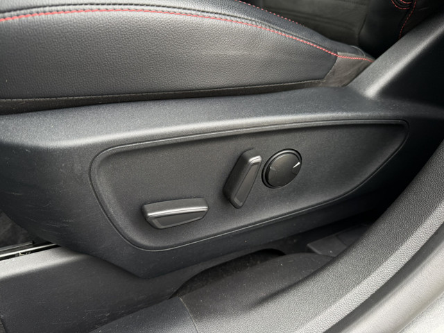 Ford Kuga 2.5 PHEV ST-Line X | Panoramadak | Elek. trekhaak | Carplay | BLIS | B&O