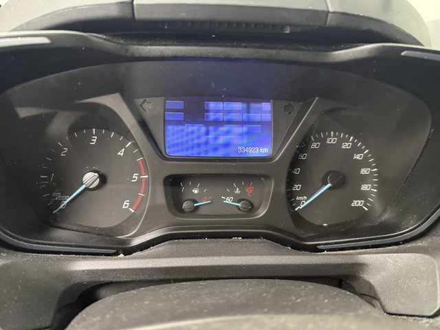 Foto 3 van Ford Transit Custom 2.2TDCI Lang | APK 11-26 | Airco | Trekhaak | 3-Zits