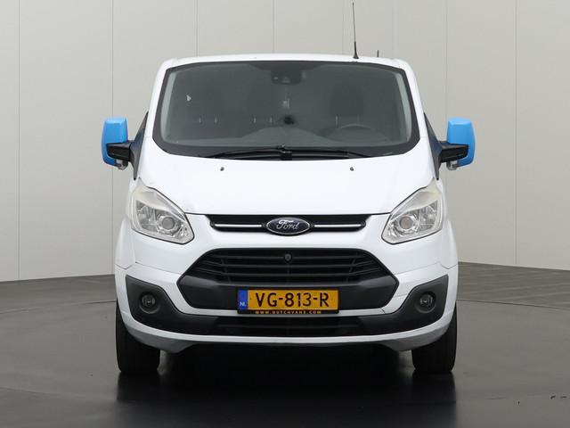 Foto 2 van Ford Transit Custom 2.2TDCI Lang | APK 11-26 | Airco | Trekhaak | 3-Zits