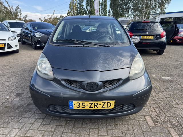 Foto 5 van Toyota Aygo 1.0-12V (bj 2008)