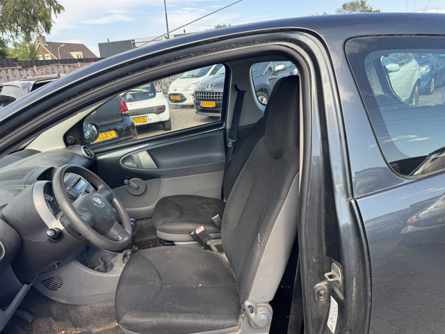 Foto 2 van Toyota Aygo 1.0-12V (bj 2008)