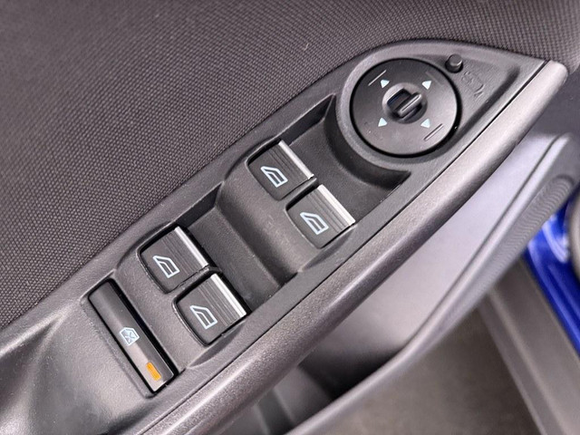 Foto 8 van Ford Focus 1.0 Lease Edition Trekhaak/4S.Banden/Nav/Ac