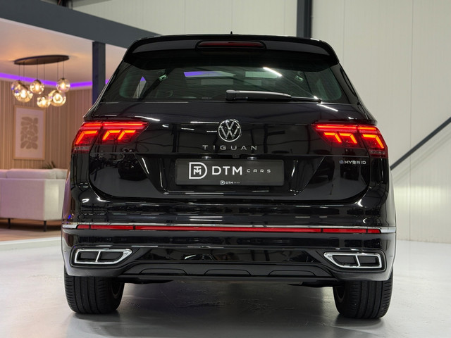 Foto 3 van Volkswagen Tiguan 1.4 TSI eHybrid 245 PK 3x R-Line Aut.| Pano | Virtual |Camera | Matrix | Keyless |