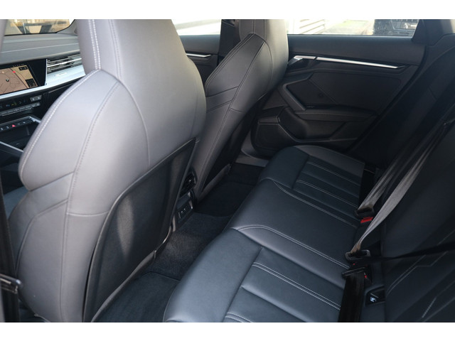 Foto 3 van Audi A3 Sportback 30 TFSI 2x S-line Leder Matrix Camera Led