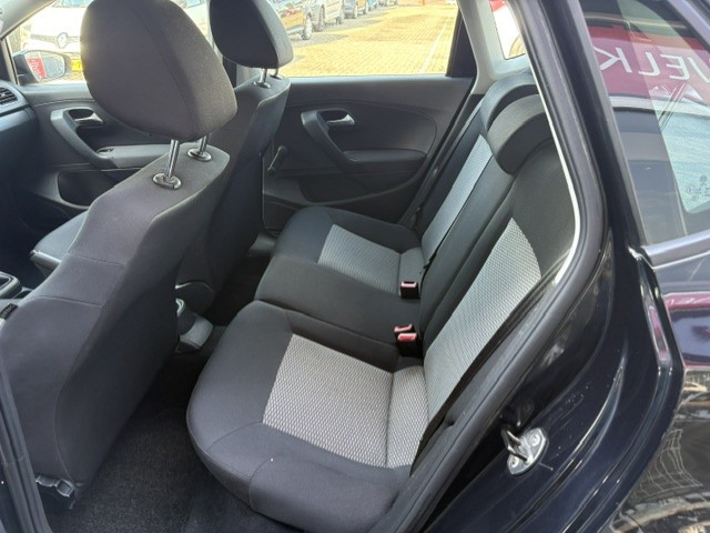 Foto 4 van Volkswagen Polo 1.2-12V BlueMotion Trendline 5 DEURS * NIEUWE APK *