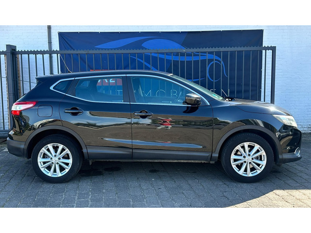 Foto 6 van Nissan Qashqai 1.2 Acenta / CAMERA / STOELVERWARMING / NAVIGATIE / TREKHAAK