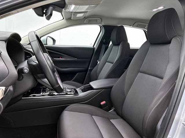 Foto 3 van Mazda CX-30 2.0 e-SkyActiv-X M Hybrid Sportive | Camera | Stoel-/Stuurverwarming | Adaptive Cruise