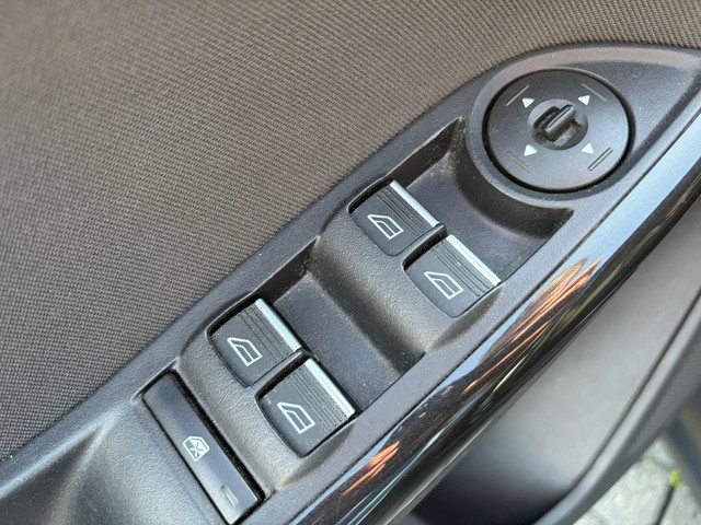 Foto 9 van Ford Focus Wagon 1.0 Titanium, Winterpakket