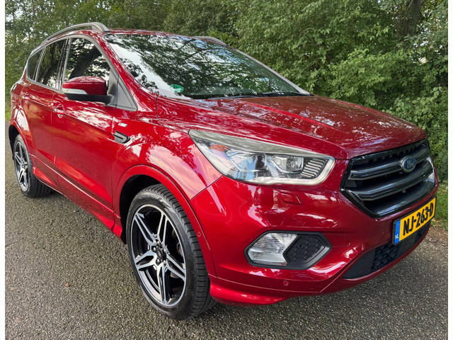 Foto 2 van Ford Kuga 1.5 EcoBoost ST Line 2017 150PK NAVI CLIMA DAB+ TREKHAAK
