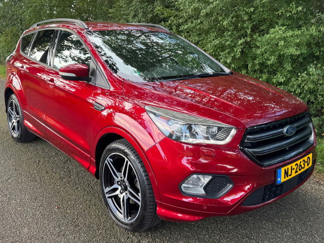 Ford Kuga 1.5 EcoBoost ST Line 2017 150PK NAVI CLIMA DAB+ TREKHAAK