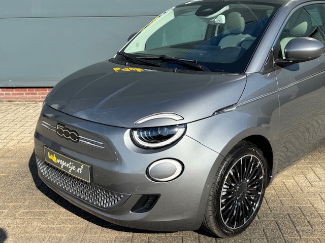Foto 8 van Fiat 500 La Prima By Bocelli 42 kWh *pano *camera *carplay