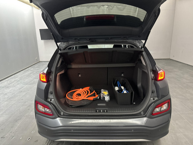Foto 9 van Hyundai Kona EV Premium 64 kWh | Slechts 33.500 KM| SOH 95,3 % | Volledig Dealeronderhouden |