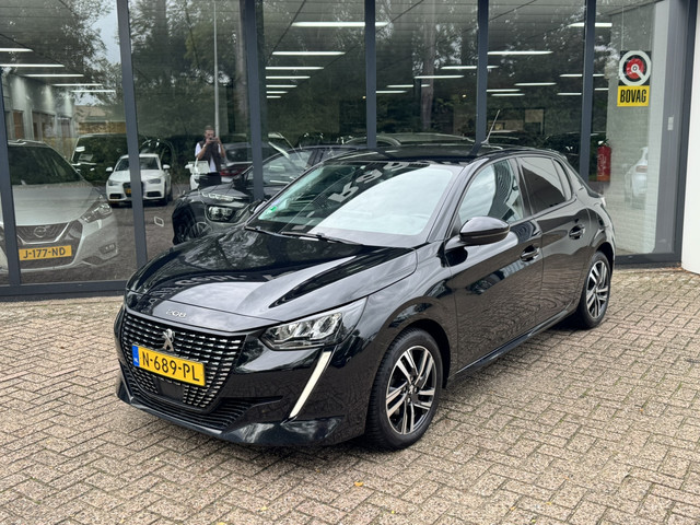 Foto 2 van Peugeot 208 1.2 PureTech Allure Pack*Navi*Camera*EXPORT/EX.BPM*