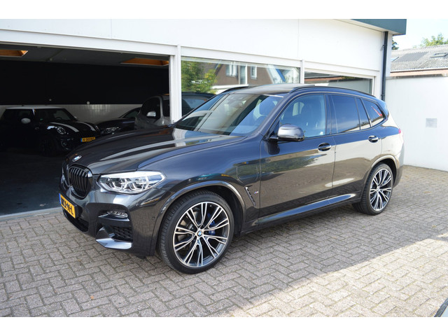 Foto 10 van BMW X3 XDrive30e M Pakket High/Pano/21"/Trekhaak