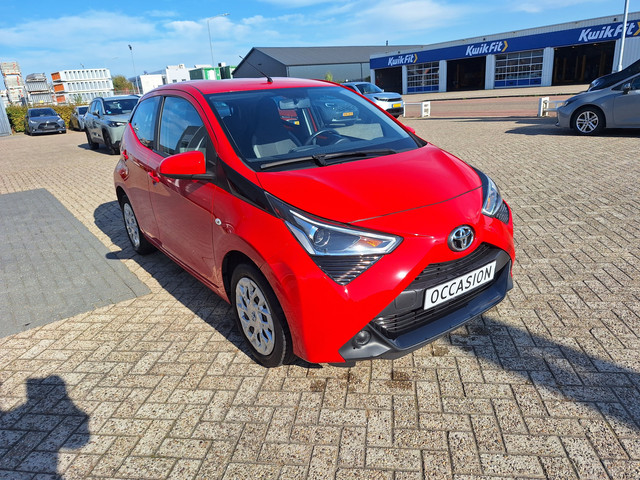 Foto 10 van Toyota Aygo 1.0 VVT-i x-play met AppleCarPaly/AndroidAuto