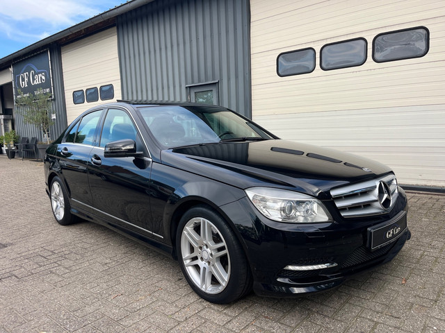 Foto 10 van Mercedes-Benz C-klasse 300 Avantgarde AMG V6 2010