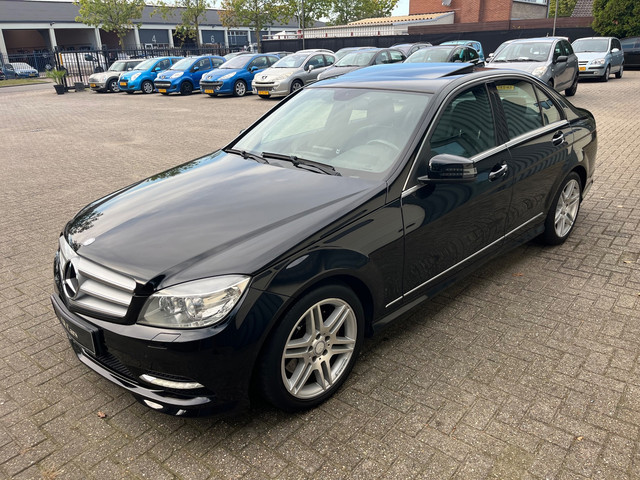 Foto 7 van Mercedes-Benz C-klasse 300 Avantgarde AMG V6 2010