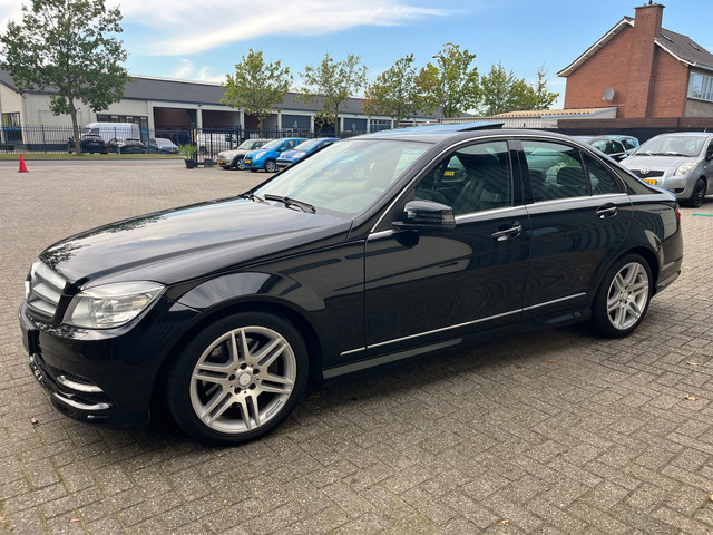 Foto 4 van Mercedes-Benz C-klasse 300 Avantgarde AMG V6 2010