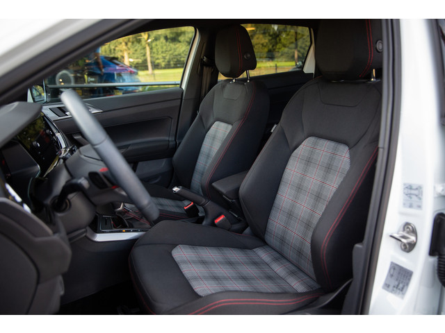 Foto 4 van Volkswagen Polo 2.0 TSI GTI , Adaptive cruise, Stoelverwarming, Sportstuur, Lane assist,