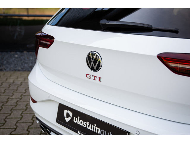 Foto 2 van Volkswagen Polo 2.0 TSI GTI , Adaptive cruise, Stoelverwarming, Sportstuur, Lane assist,