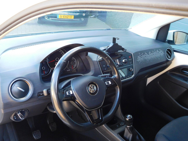 Foto 4 van Volkswagen UP sound 1.0 BMT up! beats