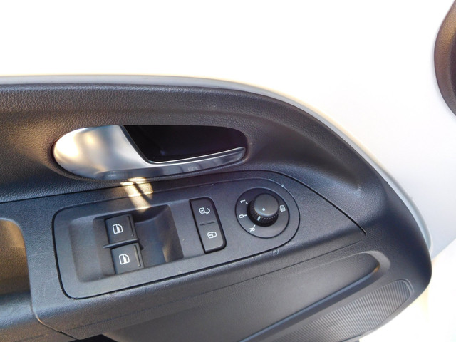 Foto 3 van Volkswagen UP sound 1.0 BMT up! beats