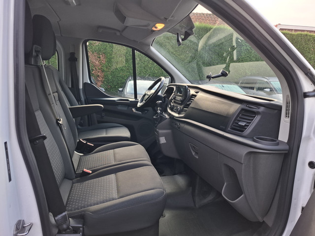 Foto 2 van Ford Transit Custom 2.0TDCI 19350.- INCL BTW 9-PERSOONS LED/CRUISE/PDC 105PK