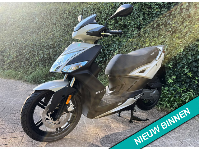 Kymco Agility 16 + NARDO GREY 45 km EURO5 Scooter NIEUW