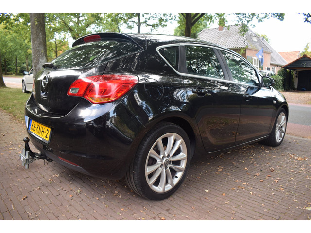Foto 4 van Opel Astra 1.6 Cosmo Leer/Cruise/Airco