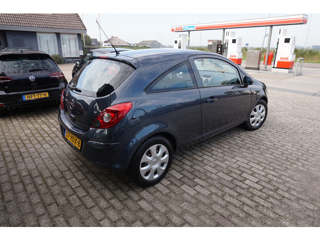 Foto 7 van Opel Corsa 1.4-16V Enjoy , Airco , Incl nw apk/beurt & 3 mnd 100% garantie
