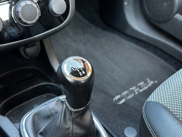 Foto 5 van Opel Corsa 1.4-16V Cosmo*Nieuwe-APK*CruiseControl*Parksensorachter*5Deurs*