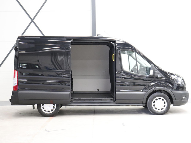 Foto 9 van Ford Transit 130pk L2H2 Automaat Trekhaak Airco 360°Camera DAB+