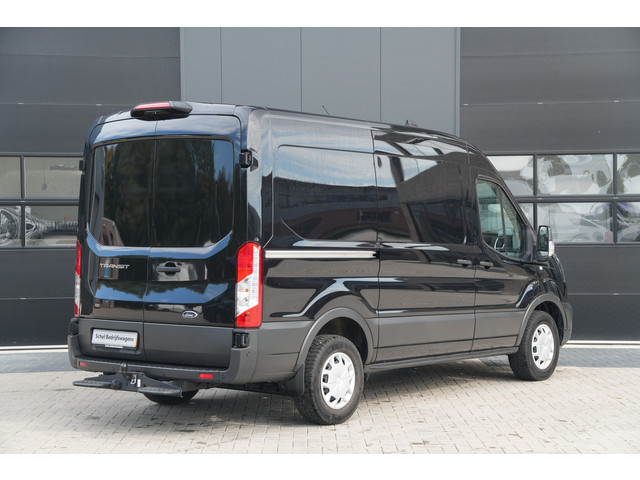 Foto 7 van Ford Transit 350 2.0 TDCI L2H2 Trend 130pk - ACC - Blindspot - Camera - Trekhaak - Opstap - Rijklaar