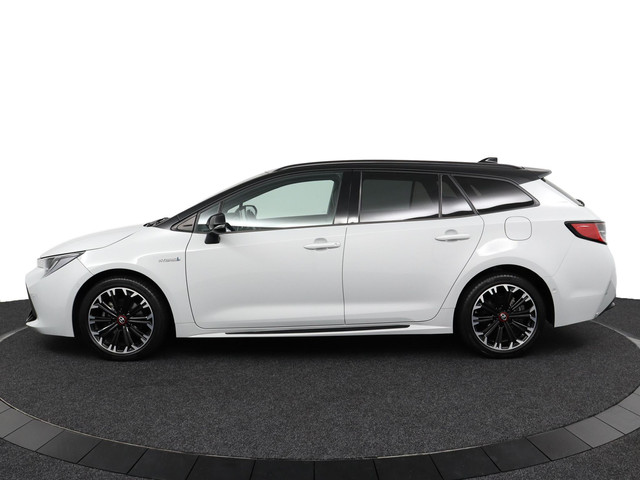 Foto 2 van Toyota Corolla Touring Sports 1.8 Hybrid GR-Sport | Parkeersensoren | Cruise control adaptief | Appl