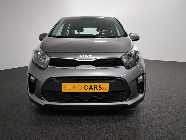 Foto 10 van Kia Picanto 1.0 DPi Automaat DynamicLine Navigatie Airco Camera DAB Lichtmetalen velgen Bluetooth