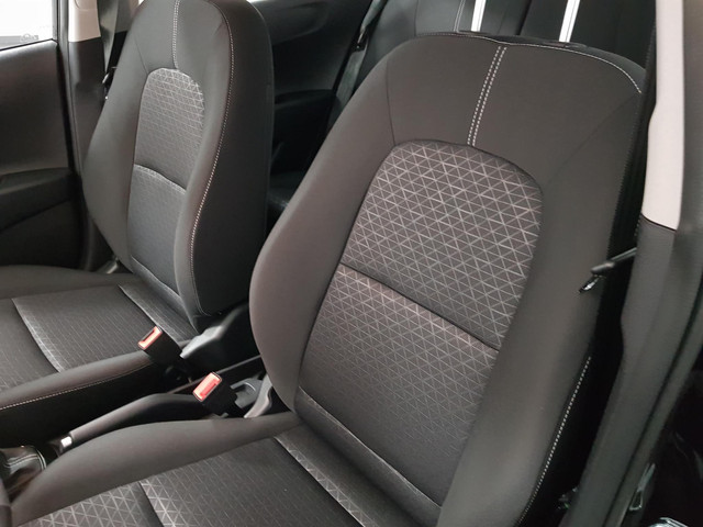 Foto 4 van Kia Picanto 1.0 DPi Automaat DynamicLine Navigatie Airco Camera DAB Lichtmetalen velgen Bluetooth