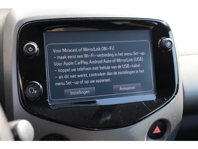 Foto 5 van Toyota Aygo 1.0 VVT-i x-cite Climate Controle, Apple Carplay Android Auto, LM velgen