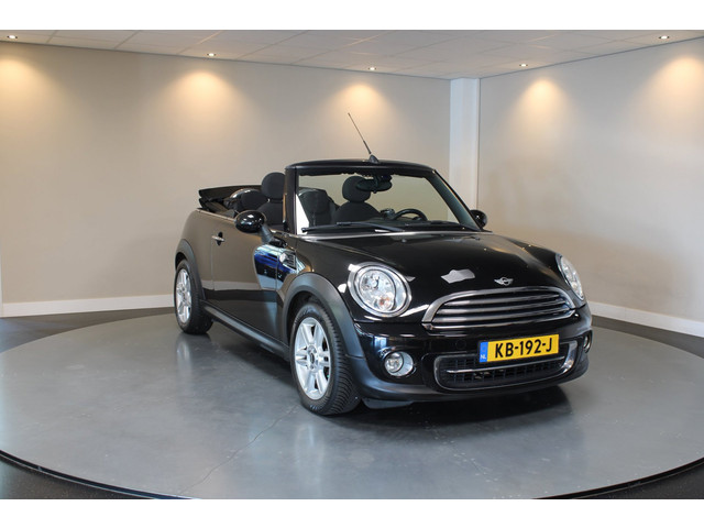 Foto 7 van Mini Cabrio 1.6 Cooper Chili *Sfeerverlichting* Stoelverw.|Climate|Cruise|PDC|Half-Leder|6-Bak|Autom