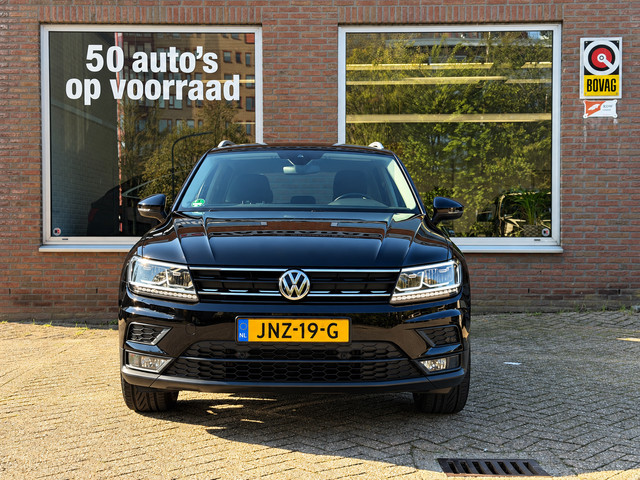 Foto 6 van Volkswagen Tiguan 1.5 TSI Comfortline Business | Carplay Navi | Trekhaak | Airco | Cruise | Velgen