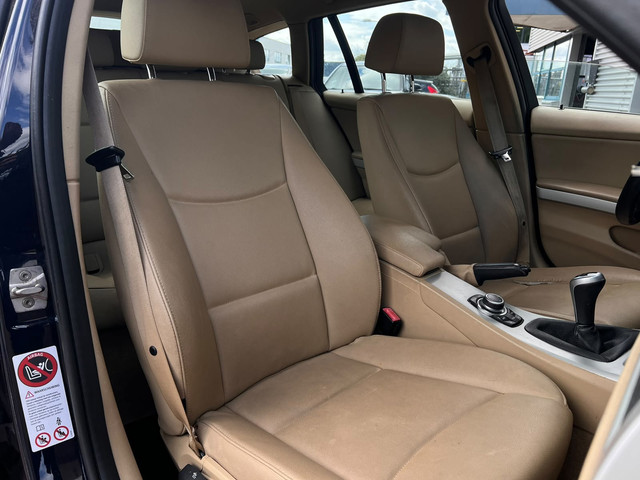 Foto 4 van BMW 3-serie Touring 320i Business Line AIRCO|LEER|NAVI