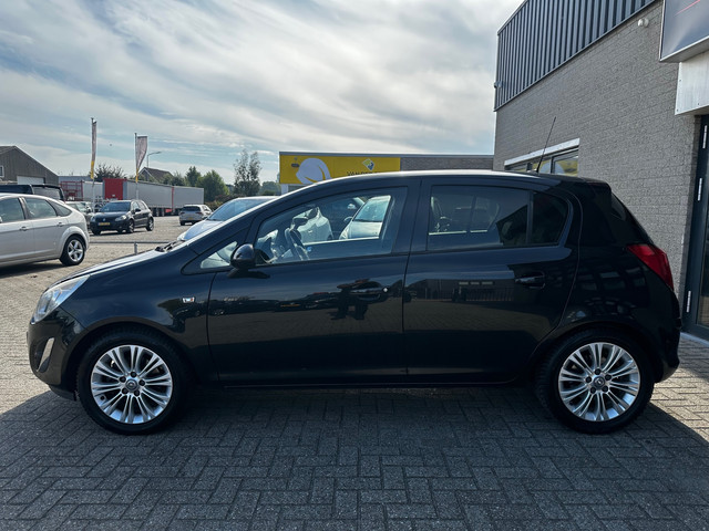 Foto 5 van Opel Corsa 1.4 Turbo Cosmo / Stuurverwarming / Navi / NAP / Stoelverwarming / Airco